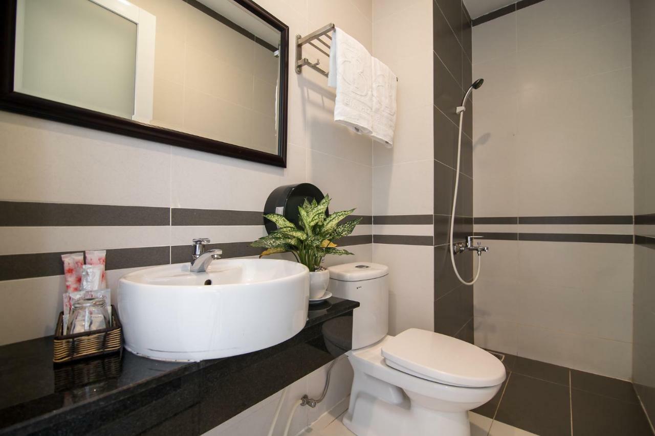 Bin Bin Hotel 4 - Near Sunrise City D7 TP. Hồ Chí Minh Ngoại thất bức ảnh