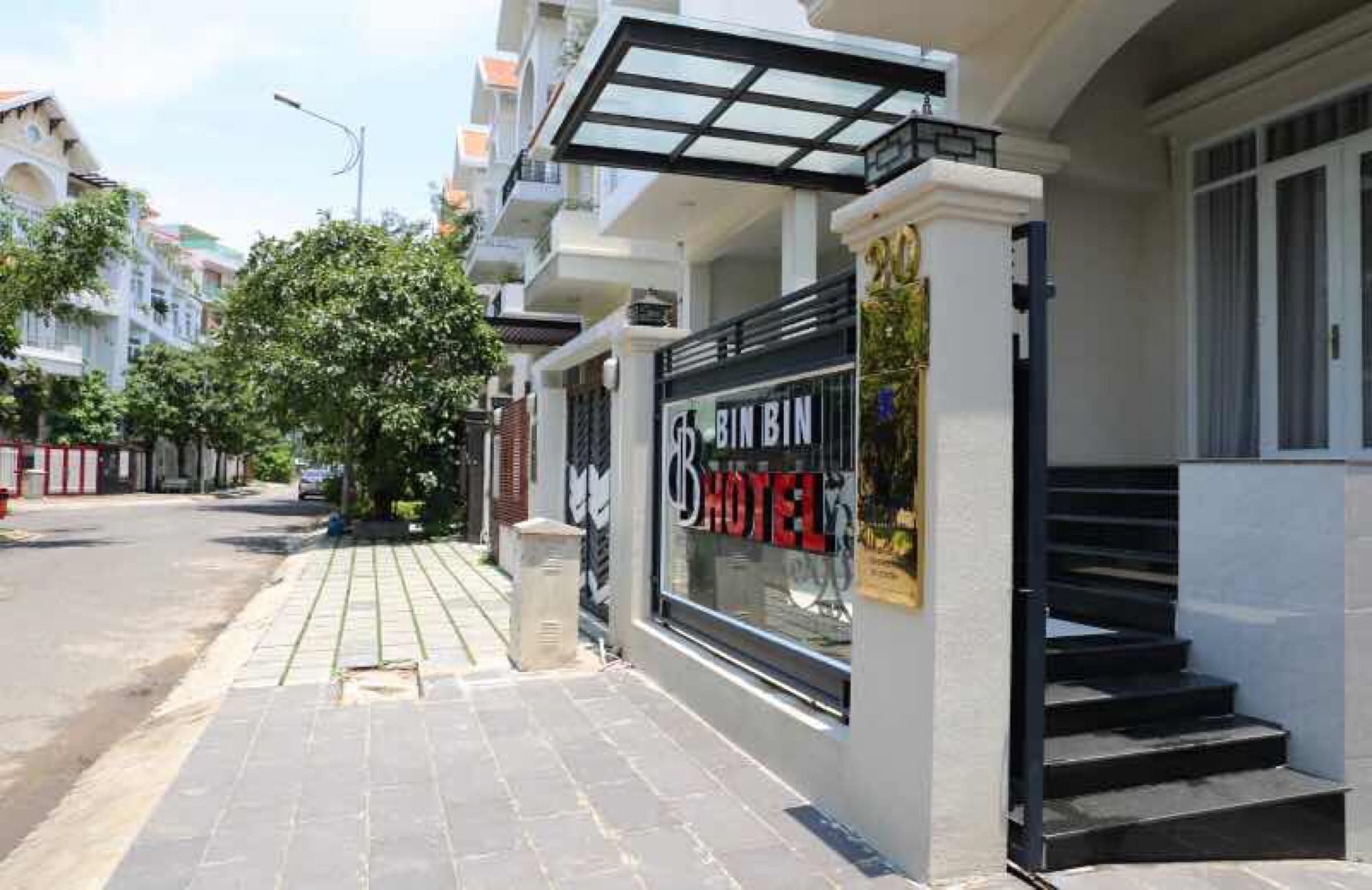 Bin Bin Hotel 4 - Near Sunrise City D7 TP. Hồ Chí Minh Ngoại thất bức ảnh